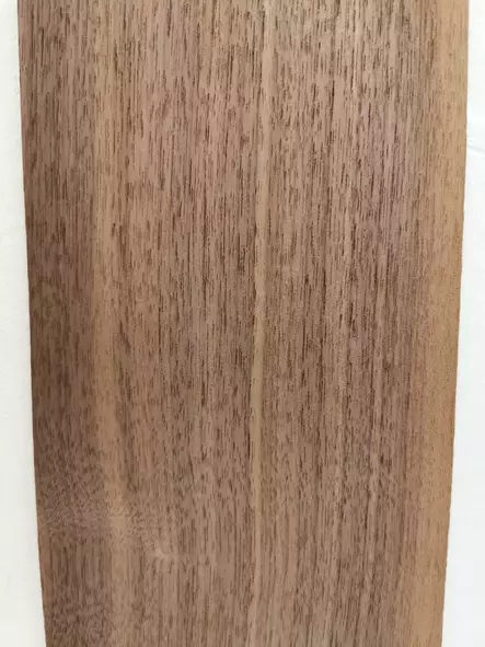 Viilu pähkinä 0,6 x 310 x 2100 mm - Viilut - Viilu-pahkina-310 - 1